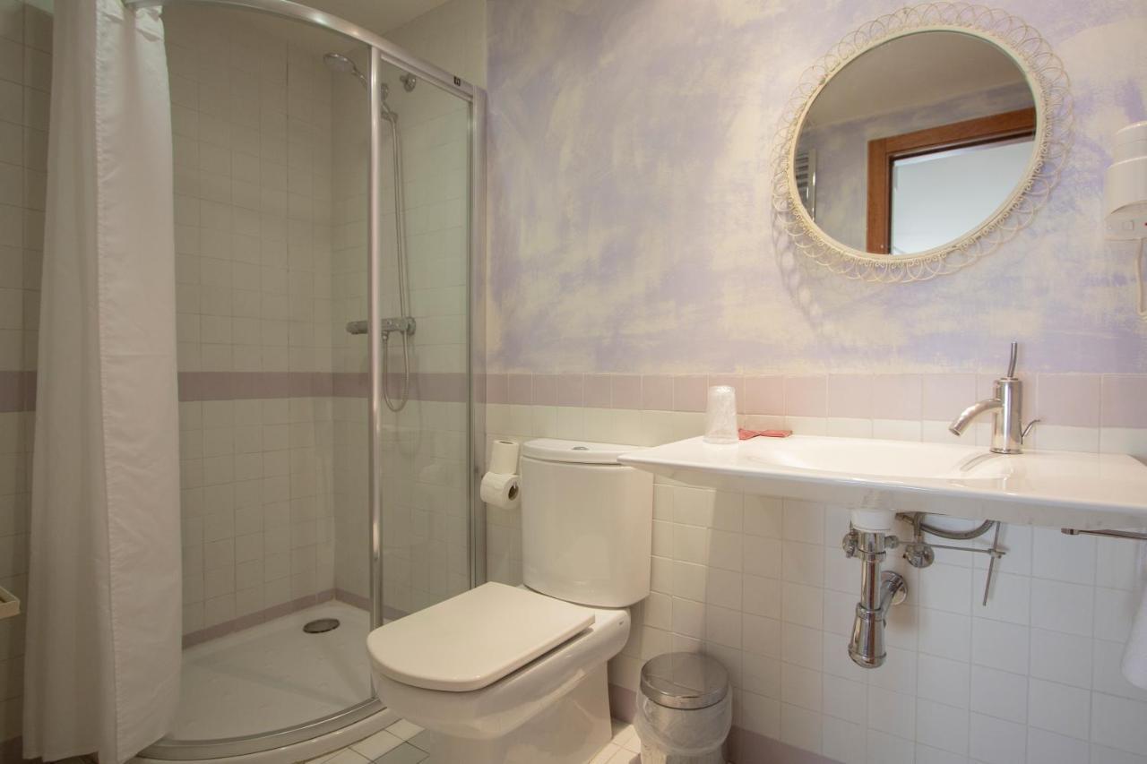Hostal Los Canteros Golmayo Eksteriør bilde