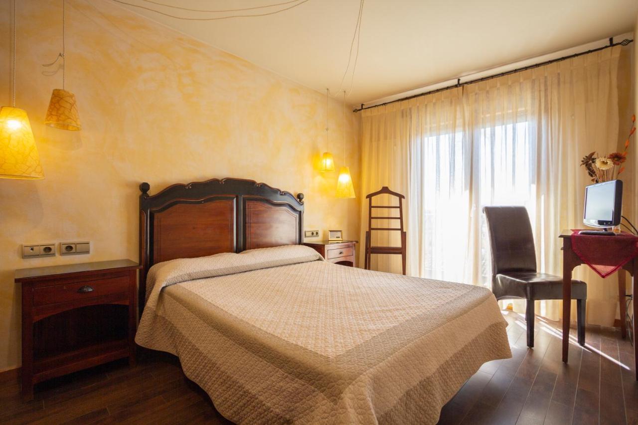 Hostal Los Canteros Golmayo Eksteriør bilde